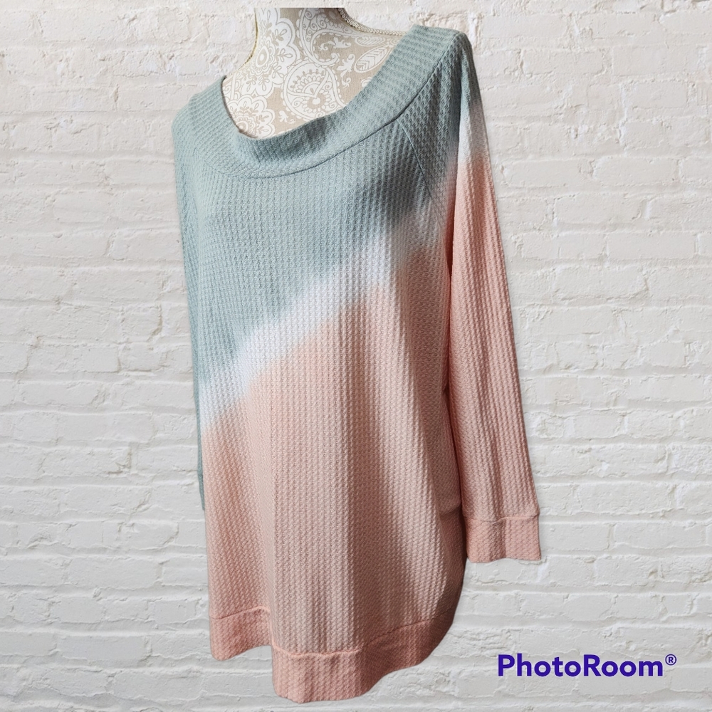 Lane Bryant Long Sleeve Pastel sweater size 22/24